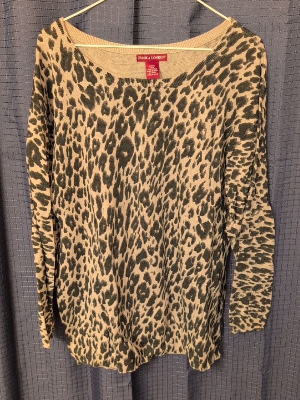 NWOT Jessica London Gray Lightweight Knit Sweater with Black Leopard 14/16